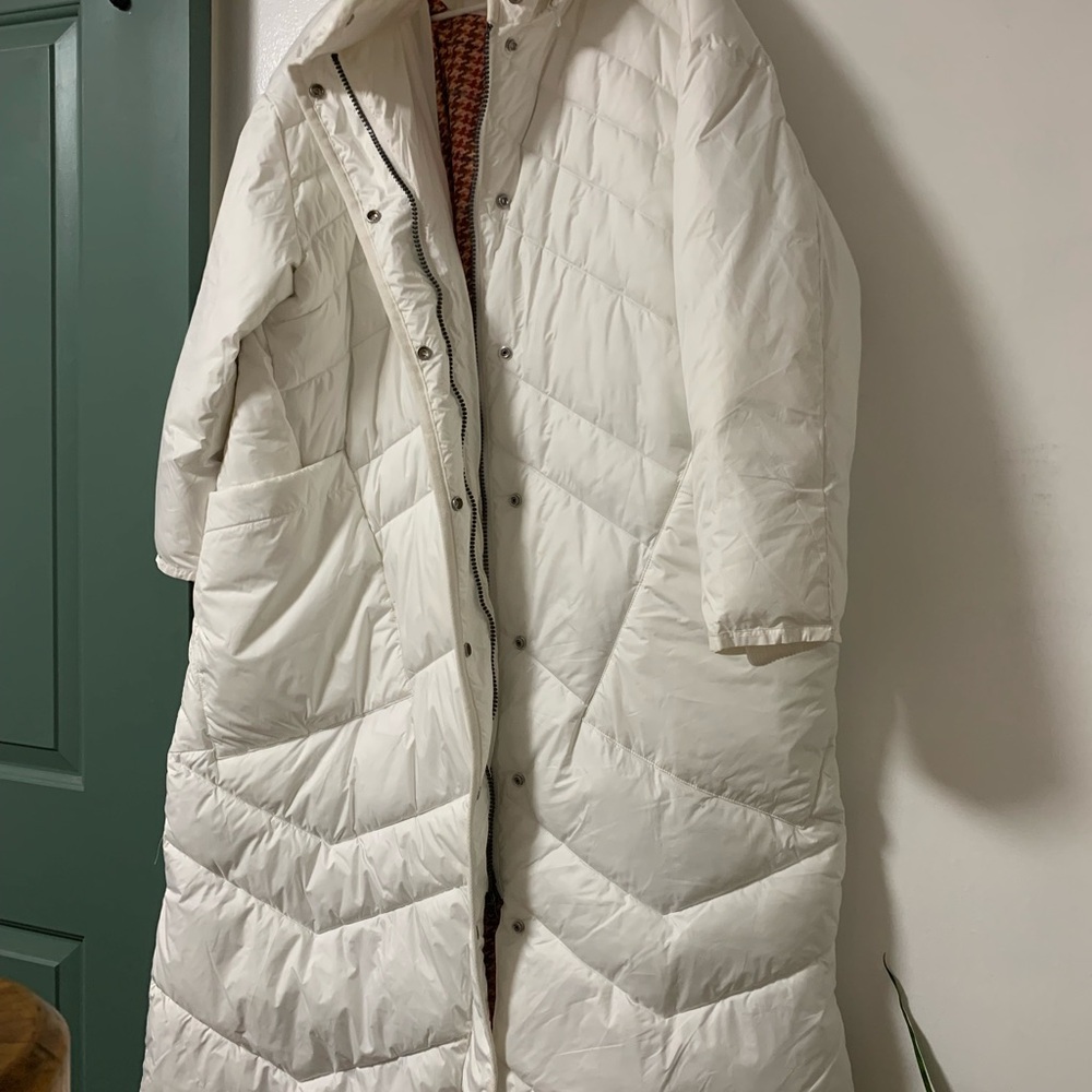 Sundance White Puffer Coat